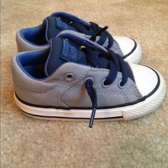 Toddler boys converse - Picture 2 of 4